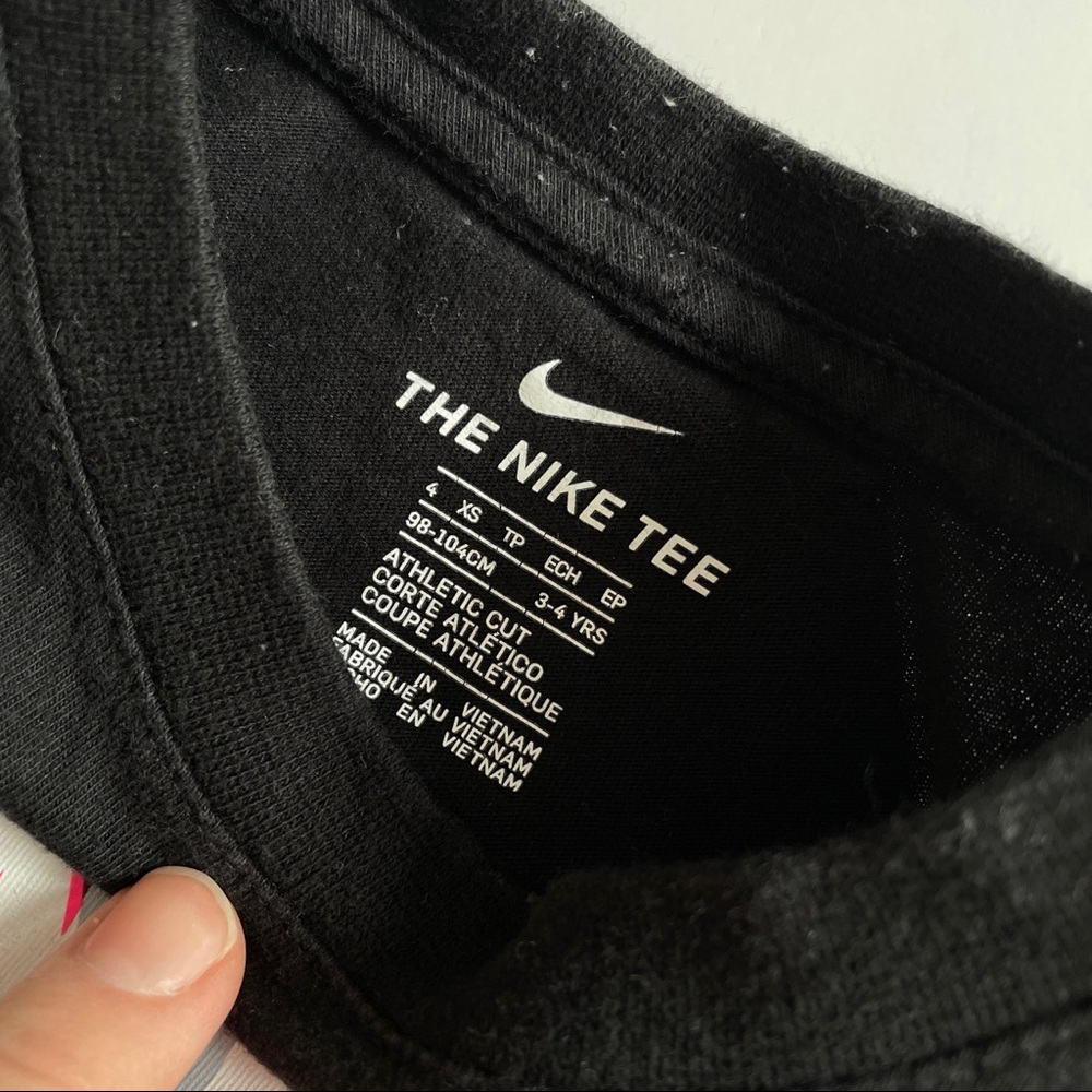 Nike tee - Picture 4 of 4